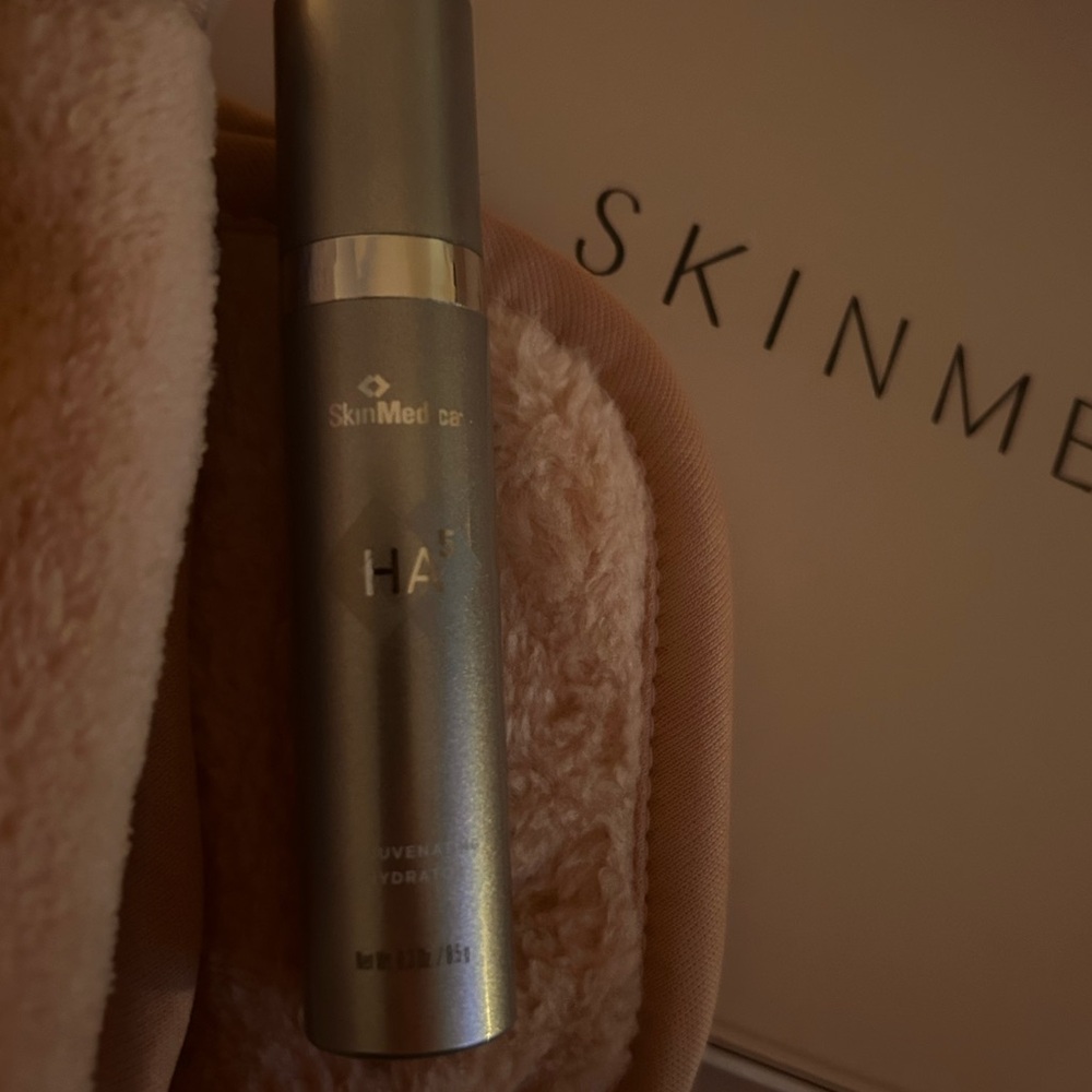 - SkinMedica HA5 travel size